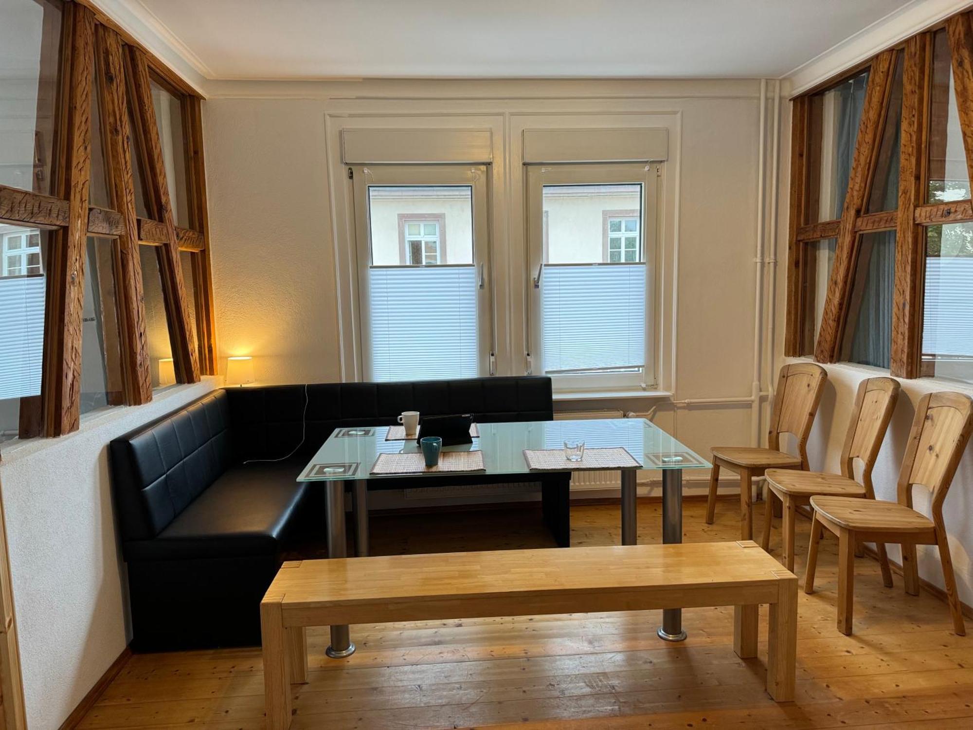 90Qm 4-Zimmer-Wohnung - Apartment Friedrichstrasse Vaihingen an der Enz Exterior foto
